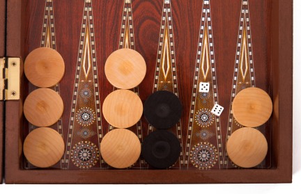 backgammon bräda